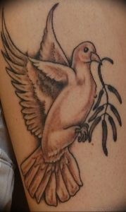 Фото тату голубь 26.10.2018 №091 - tattoo dove - tattoo-photo.ru