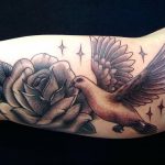 Фото тату голубь 26.10.2018 №115 - tattoo dove - tattoo-photo.ru