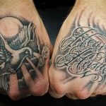 Фото тату голубь 26.10.2018 №127 - tattoo dove - tattoo-photo.ru