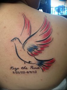 Фото тату голубь 26.10.2018 №139 - tattoo dove - tattoo-photo.ru