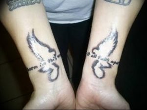 Фото тату голубь 26.10.2018 №190 - tattoo dove - tattoo-photo.ru