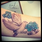 Фото тату голубь 26.10.2018 №255 - tattoo dove - tattoo-photo.ru