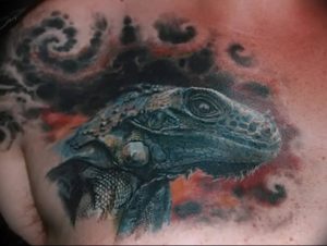 Фото тату игуана 26.10.2018 №006 - tattoo iguana - tattoo-photo.ru