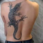 Фото тату игуана 26.10.2018 №022 - tattoo iguana - tattoo-photo.ru