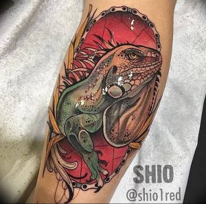 Фото тату игуана 26.10.2018 №024 - tattoo iguana - tattoo-photo.ru