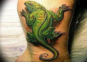 Фото тату игуана 26.10.2018 №033 - tattoo iguana - tattoo-photo.ru