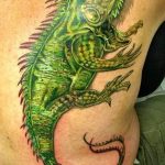 Фото тату игуана 26.10.2018 №040 - tattoo iguana - tattoo-photo.ru