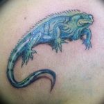 Фото тату игуана 26.10.2018 №045 - tattoo iguana - tattoo-photo.ru
