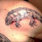 Фото тату игуана 26.10.2018 №050 - tattoo iguana - tattoo-photo.ru