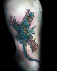 Фото тату игуана 26.10.2018 №063 - tattoo iguana - tattoo-photo.ru