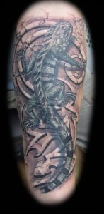 Фото тату игуана 26.10.2018 №069 - tattoo iguana - tattoo-photo.ru