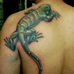 Фото тату игуана 26.10.2018 №074 - tattoo iguana - tattoo-photo.ru