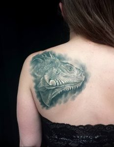 Фото тату игуана 26.10.2018 №086 - tattoo iguana - tattoo-photo.ru