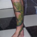 Фото тату игуана 26.10.2018 №091 - tattoo iguana - tattoo-photo.ru