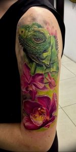 Фото тату игуана 26.10.2018 №104 - tattoo iguana - tattoo-photo.ru