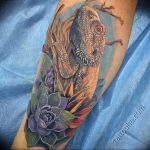 Фото тату игуана 26.10.2018 №119 - tattoo iguana - tattoo-photo.ru