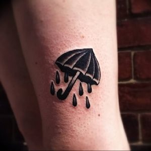 Фото рисунка тату зонтик 06.10.2018 №030 - tattoo umbrella - tattoo-photo.ru