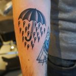 Фото рисунка тату зонтик 06.10.2018 №092 - tattoo umbrella - tattoo-photo.ru