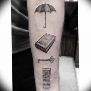 Фото рисунка тату зонтик 06.10.2018 №096 - tattoo umbrella - tattoo-photo.ru
