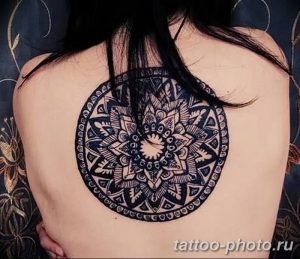 Фото рисунка тату круг 22.11.2018 №041 - photo tattoo circle - tattoo-photo.ru