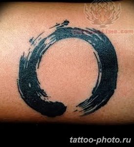 Фото рисунка тату круг 22.11.2018 №091 - photo tattoo circle - tattoo-photo.ru