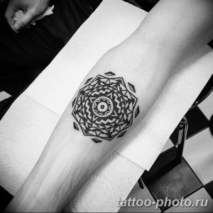 Фото рисунка тату круг 22.11.2018 №160 - photo tattoo circle - tattoo-photo.ru