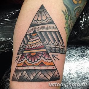 фото рисунка тату глаз в треугольнике 27.11.2018 №027 - tattoo of eyes - tattoo-photo.ru