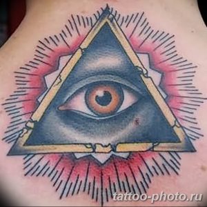 фото рисунка тату глаз в треугольнике 27.11.2018 №098 - tattoo of eyes - tattoo-photo.ru