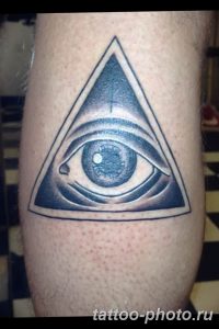 фото рисунка тату глаз в треугольнике 27.11.2018 №112 - tattoo of eyes - tattoo-photo.ru