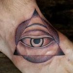 фото рисунка тату глаз в треугольнике 27.11.2018 №190 - tattoo of eyes - tattoo-photo.ru