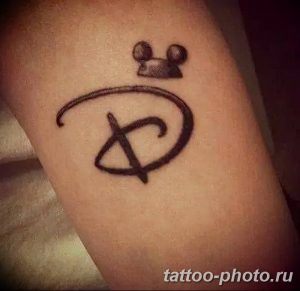 Фото рисунка Тату Микки Маус 20.11.2018 №064 - Tattoo Mickey Mouse - tattoo-photo.ru