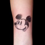 Фото рисунка Тату Микки Маус 20.11.2018 №069 - Tattoo Mickey Mouse - tattoo-photo.ru