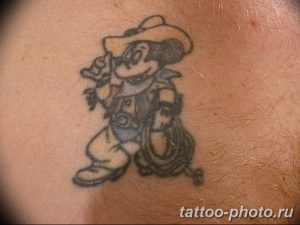 Фото рисунка Тату Микки Маус 20.11.2018 №070 - Tattoo Mickey Mouse - tattoo-photo.ru