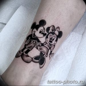 Фото рисунка Тату Микки Маус 20.11.2018 №129 - Tattoo Mickey Mouse - tattoo-photo.ru