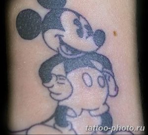 Фото рисунка Тату Микки Маус 20.11.2018 №197 - Tattoo Mickey Mouse - tattoo-photo.ru