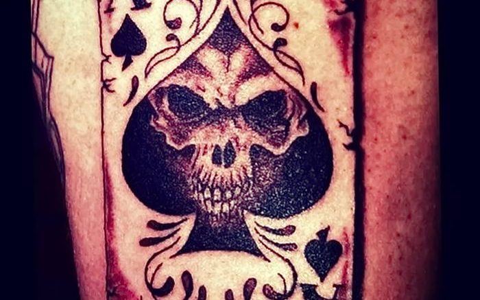 Фото рисунка Тату туз пиковый 20.11.2018 №037 - Tattoo ace of spades - tattoo-photo.ru