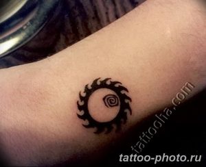 Фото рисунка тату круг 22.11.2018 №268 - photo tattoo circle - tattoo-photo.ru