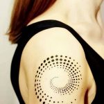 Фото рисунка тату круг 22.11.2018 №307 - photo tattoo circle - tattoo-photo.ru