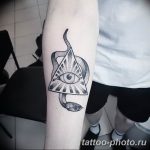 фото рисунка тату глаз в треугольнике 27.11.2018 №029 - tattoo of eyes - tattoo-photo.ru