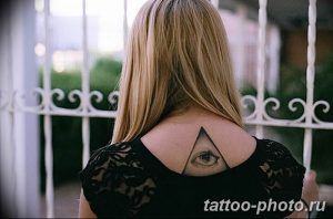 фото рисунка тату глаз в треугольнике 27.11.2018 №192 - tattoo of eyes - tattoo-photo.ru