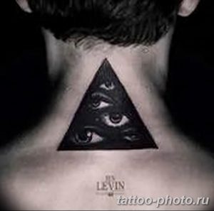 фото рисунка тату глаз в треугольнике 27.11.2018 №213 - tattoo of eyes - tattoo-photo.ru