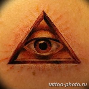 фото рисунка тату глаз в треугольнике 27.11.2018 №232 - tattoo of eyes - tattoo-photo.ru