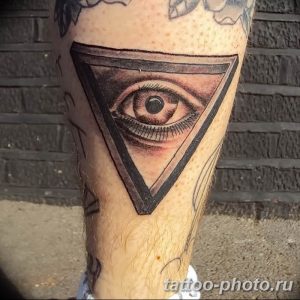 фото рисунка тату глаз в треугольнике 27.11.2018 №264 - tattoo of eyes - tattoo-photo.ru