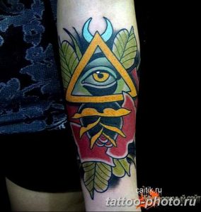 фото рисунка тату глаз в треугольнике 27.11.2018 №286 - tattoo of eyes - tattoo-photo.ru
