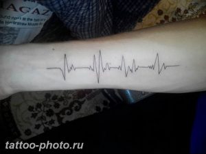фото рисунка тату пульс 30.11.2018 №106 - photo tattoo pulse - tattoo-photo.ru