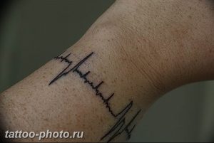 фото рисунка тату пульс 30.11.2018 №112 - photo tattoo pulse - tattoo-photo.ru