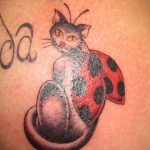 фото идея тату божья коровка 22.12.2018 №195 - photo ladybug tattool- tattoo-photo.ru