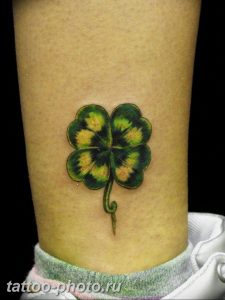 фото тату клевер четырехлистный 24.12.2018 №415 - four leaf clover tattoo - tattoo-photo.ru