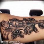 фото тату револьвер 24.12.2018 №031 - photo tattoo revolver - tattoo-photo.ru