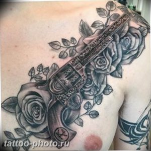 фото тату револьвер 24.12.2018 №051 - photo tattoo revolver - tattoo-photo.ru